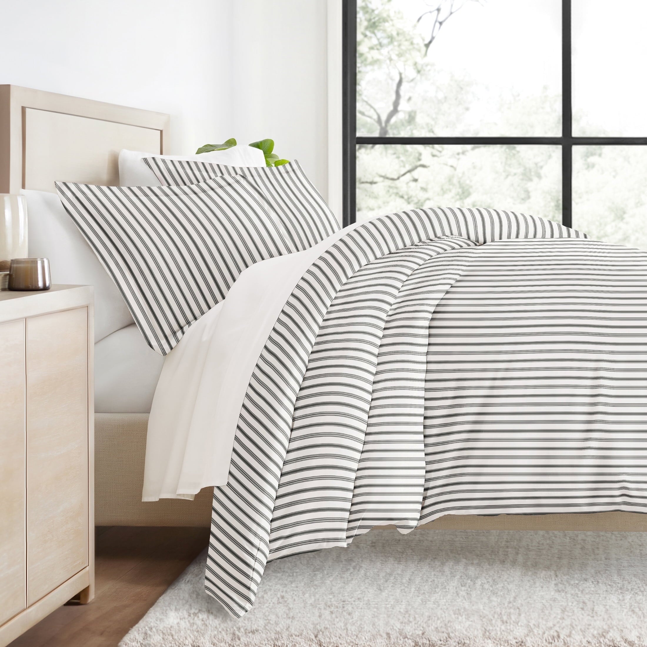Duvet Cover Set - Ultra Soft & Breathable - Light Gray Rugged Striped for Twin Size Bedding by Comfort Canopy