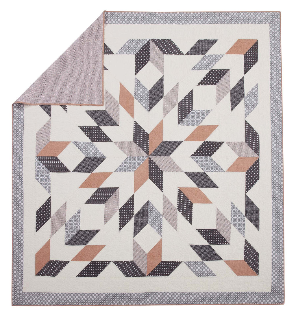 Better Homes & Gardens Starburst Patchwork Cotton Quilt, Off-White, Full/Queen, All Ages
